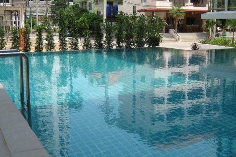 Studio dans le Condo à Pattaya, Thaïlande  № 172310 - photo 14