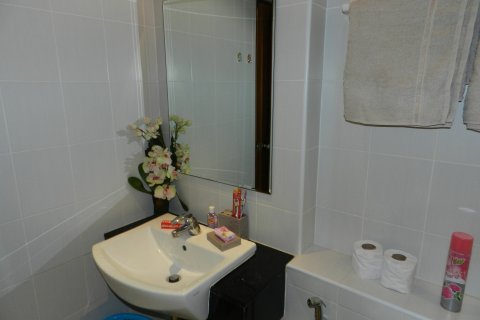 Studio dans le Condo à Pattaya, Thaïlande  № 172310 - photo 5