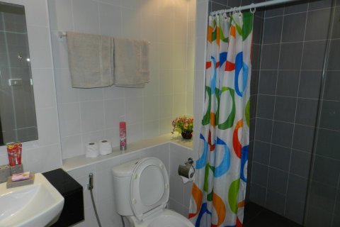 Studio dans le Condo à Pattaya, Thaïlande  № 172310 - photo 4