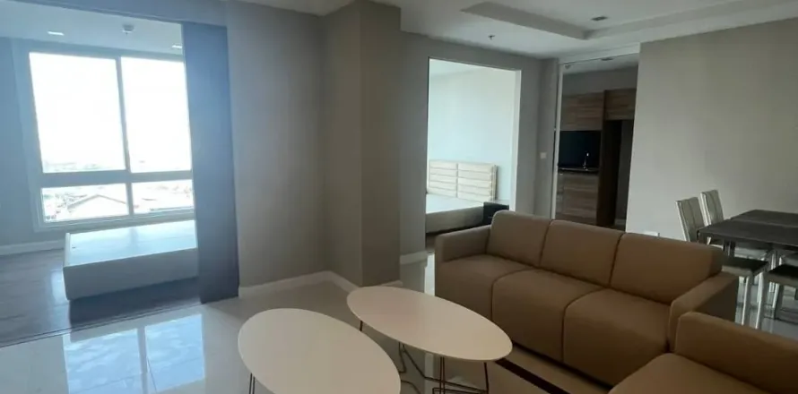 Кондоминиум с 2 спальнями в Самутпракане, Таиланд № 154972