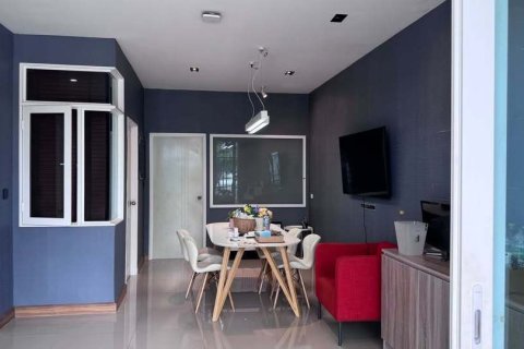 Townhouse in Pak Kret, Thailand 5 bedrooms № 147422 - photo 3