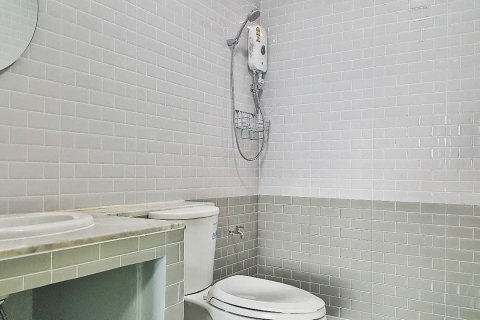 Кондоминиум с 3 спальнями в Ратхум Тхани, Таиланд № 147416 - фото 18