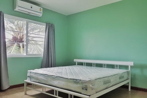 Кондоминиум с 3 спальнями в Ратхум Тхани, Таиланд № 147416 - фото 11