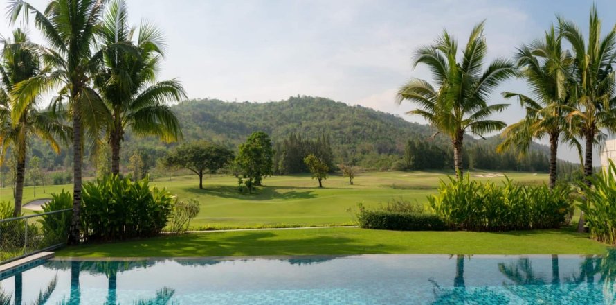 Кондоминиум с 3 спальнями в Хуа Хине, Таиланд № 166082