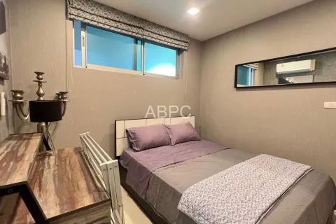 Condo in Pattaya, Thailand, 2 bedrooms № 210457 - photo 4