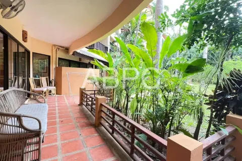 Condo on Jomtien Beach, Pattaya, Thailand, 2 bedrooms № 210455 - photo 17
