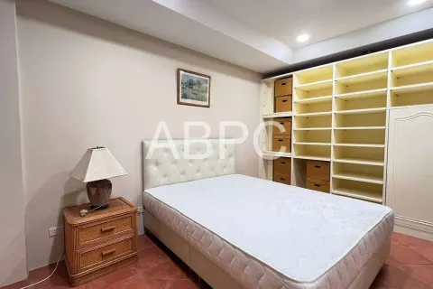 Condo on Jomtien Beach, Pattaya, Thailand, 2 bedrooms № 210455 - photo 11