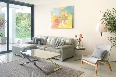 Condo in Phuket, Thailand, 2 bedrooms  № 209538 - photo 2