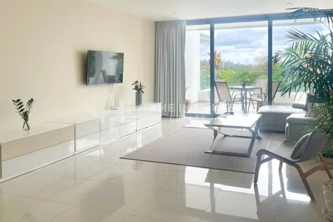 Condo in Phuket, Thailand, 2 bedrooms № 209538