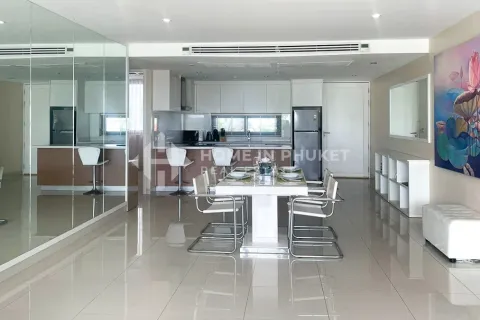 Condo in Phuket, Thailand, 2 bedrooms  № 209538 - photo 5