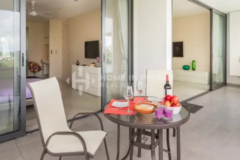 Condo in Phuket, Thailand, 2 bedrooms  № 209539 - photo 2