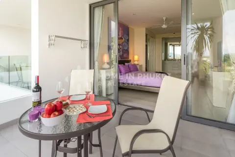 Condo in Phuket, Thailand, 2 bedrooms  № 209539 - photo 3