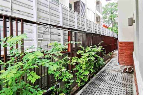 House in Bangkok, Thailand 5 bedrooms № 184112 - photo 2