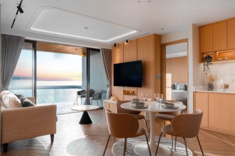 Condo in Mai Khao, Thailand, 3 bedrooms  № 119111 - photo 1