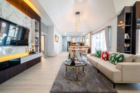 Вилла в Паттайе, Таиланд с 4 спальнями № 119109 - фото 3