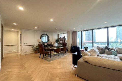 Condo in Bangkok, Thailand, 4 bedrooms  № 180823 - photo 6