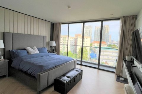 Condo in Bangkok, Thailand, 4 bedrooms  № 180823 - photo 13