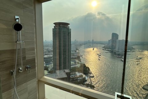 Condo in Bangkok, Thailand, 2 bedrooms  № 180822 - photo 11
