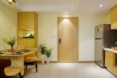 คอนโดมิเนียมในธนบุรี, กรุงเทพฯ, ประเทศไทย, 1 ห้องนอน № 208842 - รูปถ่าย 8