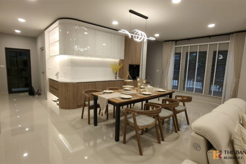 บ้านในกรุงเทพฯ, ประเทศไทย 4 ห้องนอน № 190265