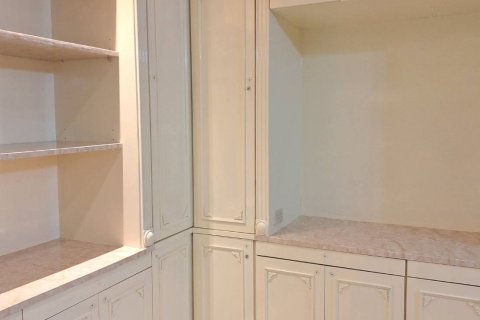 Condo in Bangkok, Thailand, 1 bedroom  № 155736 - photo 7