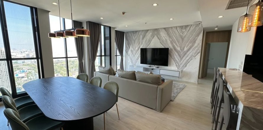 Condo in Bangkok, Thailand, 2 bedrooms  № 155737