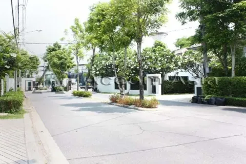 Haus in Suan Luang, Bangkok, Thailand 3 Schlafzimmer № 215725 - Foto 9