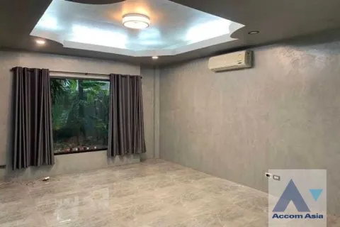 Haus in Suan Luang, Bangkok, Thailand 3 Schlafzimmer № 215725 - Foto 2