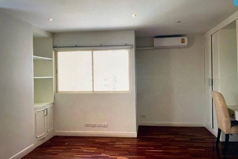 Condo à Watthana, Bangkok, Thaïlande, 3 chambres № 171760 - photo 9