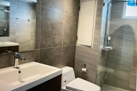 Condo à Watthana, Bangkok, Thaïlande, 3 chambres № 171760 - photo 14