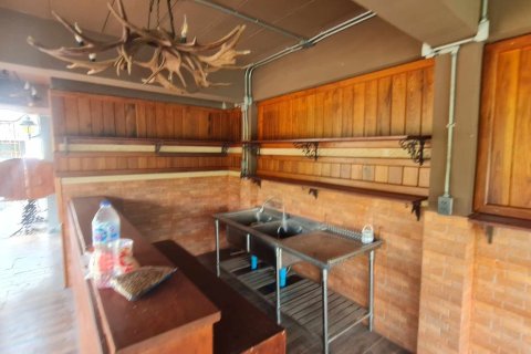 Villa in Bang Kaeo, Thailand 6 bedrooms № 171766 - photo 6