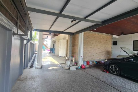 Villa in Bang Kaeo, Thailand 6 bedrooms № 171766 - photo 5