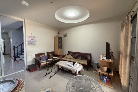 Таунхаус в Талинг Чане, Бангкок, Таиланд с 4 спальнями № 158994 - фото 2