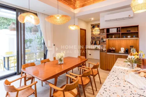 House in Rawai, Thailand 8 bedrooms № 209580 - photo 2