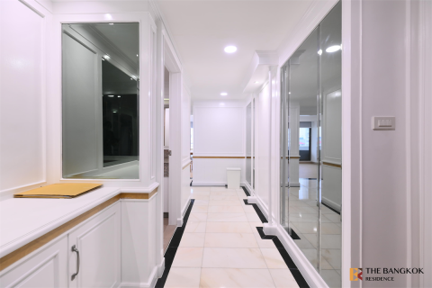 Condo in Bangkok, Thailand, 1 bedroom № 186575 - photo 10