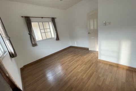 Maison à Khlong Sam Wa, Bangkok, Thaïlande 3 chambres № 162105 - photo 18