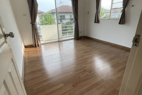 Maison à Khlong Sam Wa, Bangkok, Thaïlande 3 chambres № 162105 - photo 15