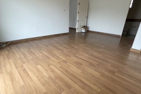 Maison à Khlong Sam Wa, Bangkok, Thaïlande 3 chambres № 162105 - photo 14