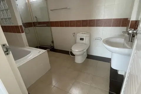 Maison à Khlong Sam Wa, Bangkok, Thaïlande 3 chambres № 162105 - photo 5