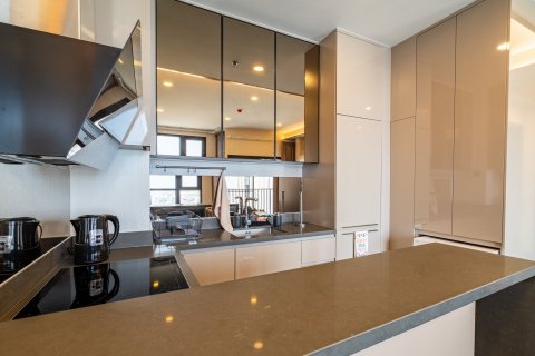 Condo in Watthana, Bangkok, Thailand, 2 bedrooms  № 158961 - photo 10
