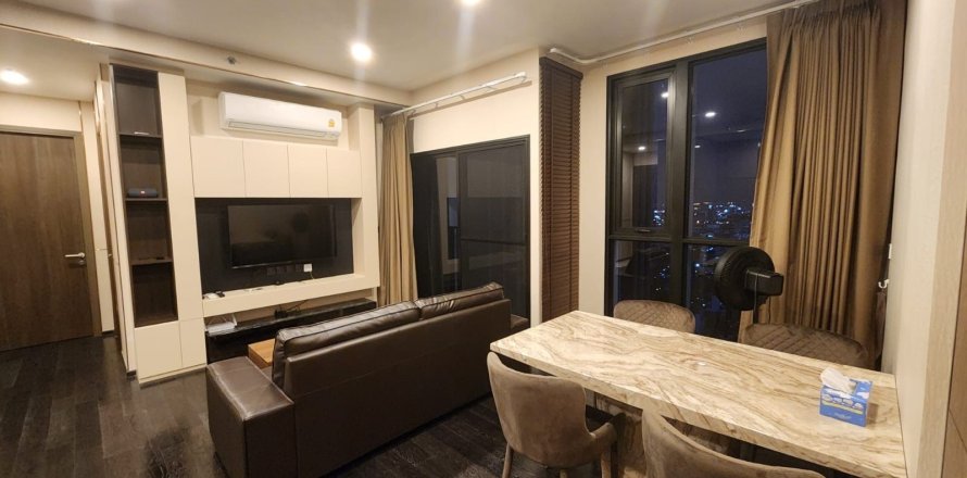 Condo in Watthana, Bangkok, Thailand, 2 bedrooms  № 158961