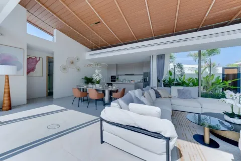 Villa in Phuket, Thailand 3 bedrooms № 158962 - photo 8