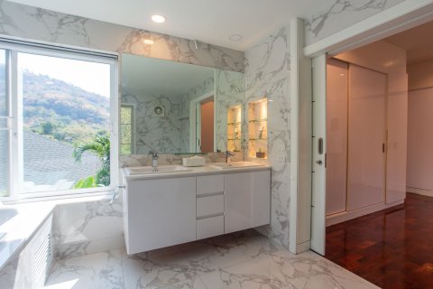 House in Hua Hin, Thailand 4 bedrooms № 158965 - photo 21