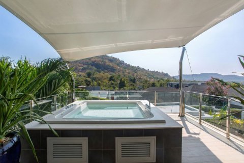 House in Hua Hin, Thailand 4 bedrooms № 158965 - photo 17