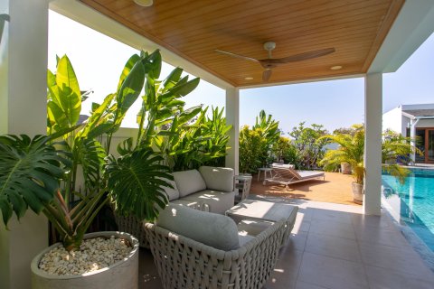 House in Hua Hin, Thailand 4 bedrooms № 158965 - photo 3