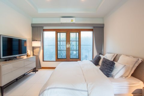 House in Hua Hin, Thailand 4 bedrooms № 158965 - photo 23