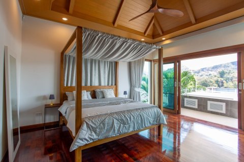 House in Hua Hin, Thailand 4 bedrooms № 158965 - photo 15