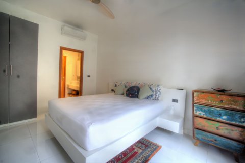 Villa in Ko Samui, Thailand 3 bedrooms № 158967 - photo 25