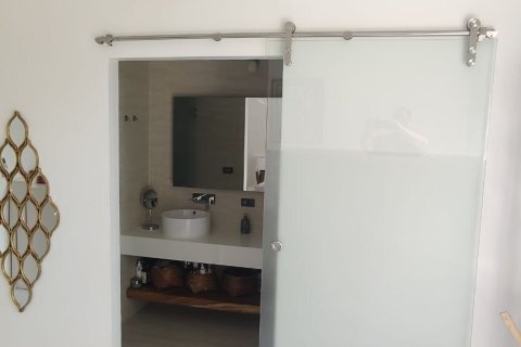 Villa in Ko Samui, Thailand 3 bedrooms № 158967 - photo 15