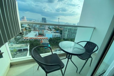 Studio dans le Condo à Pattaya, Thaïlande  № 161681 - photo 4